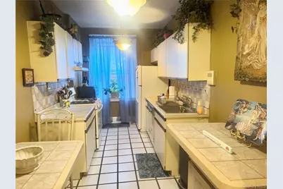 185 Atlantic Avenue #B-10, Lynbrook, NY 11563 - Photo 5