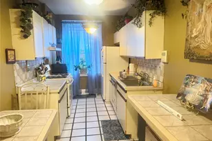 185 Atlantic Ave, Lynbrook, NY 11563 - Photo 5