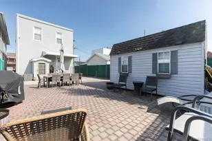 13-32 129th St, College Point, NY 11356 - Photo 5