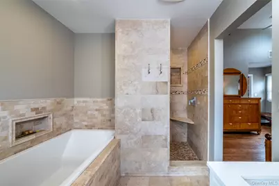 29 Oakdale Avenue, New Rochelle, NY 10801 - Photo 15
