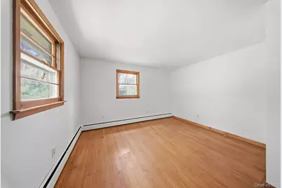 1124 State Route 42, Sparrow Bush, NY 12780 - Photo 21