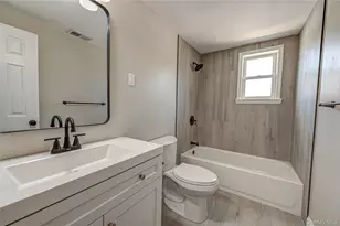 68 Artist Lake Dr, Middle Island, NY 11953 - Photo 13