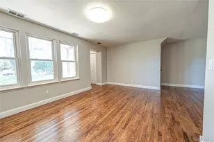68 Artist Lake Dr, Middle Island, NY 11953 - Photo 5