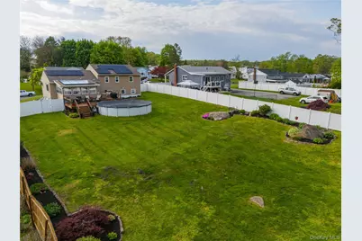 47 Continental Drive, New Windsor, NY 12553 - Photo 19