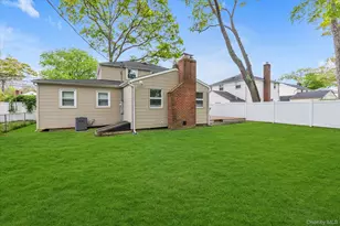 2000 Merrick Ave, Merrick, NY 11566 - Photo 21