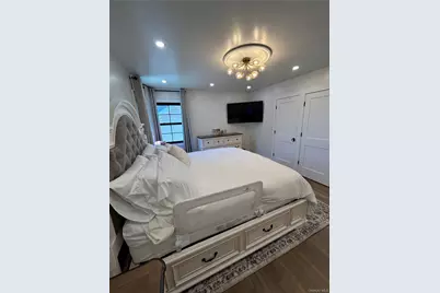 3266 Lucerne Street, Bronx, NY 10465 - Photo 13