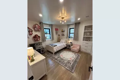 3266 Lucerne Street, Bronx, NY 10465 - Photo 15