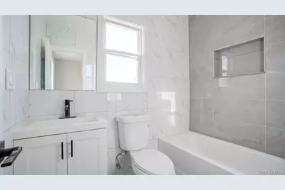 1148 E 211th Street, Bronx, NY 10469 - Photo 23