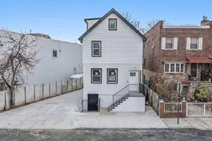 1148 E 211th St, Bronx, NY 10469 - Photo 1