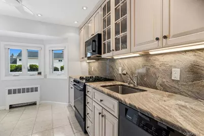 126 Henry Street, Massapequa, NY 11758 - Photo 15
