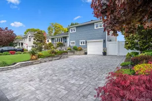 126 Henry St, Massapequa, NY 11758 - Photo 3