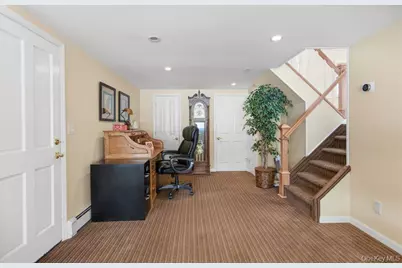 126 Henry Street, Massapequa, NY 11758 - Photo 25