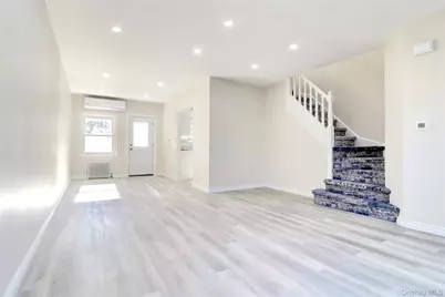 6110 84th Street, Middle Village, NY 11379 - Photo 9