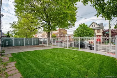 2739 Lawton Avenue, Bronx, NY 10465 - Photo 37