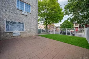 2739 Lawton Ave, Bronx, NY 10465 - Photo 35