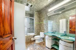 33-21 72nd St, Jackson Heights, NY 11372 - Photo 15