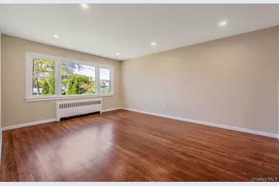 1076 Northgate Court, Uniondale, NY 11553 - Photo 7
