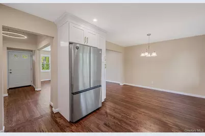 1076 Northgate Court, Uniondale, NY 11553 - Photo 15