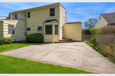 157 Chestnut Street, Garden City, NY 11530 - Photo 19