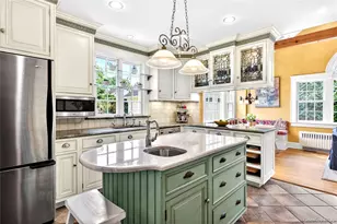 146 Onderdonk Ave, Manhasset, NY 11030 - Photo 19