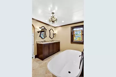 146 Onderdonk Avenue, Manhasset, NY 11030 - Photo 31