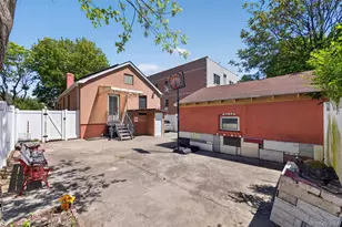1904 Lacombe Ave, Bronx, NY 10473 - Photo 21