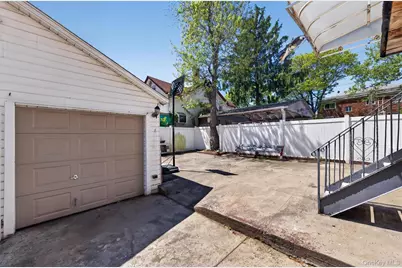 1904 Lacombe Avenue, Bronx, NY 10473 - Photo 17