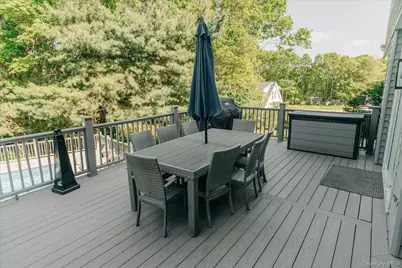 20 Stuart Court, Hampton Bays, NY 11946 - Photo 39