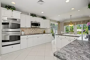 86 Somerset Rd, New Rochelle, NY 10804 - Photo 11