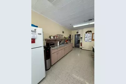 160 Oak Drive, Syosset, NY 11791 - Photo 5