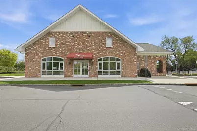 32 Weatherby Lane #32, Central Islip, NY 11722 - Photo 23