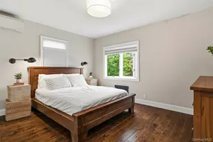 152 Collins Ave, Williston Park, NY 11596 - Photo 11