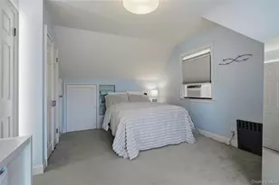152 Collins Ave, Williston Park, NY 11596 - Photo 13