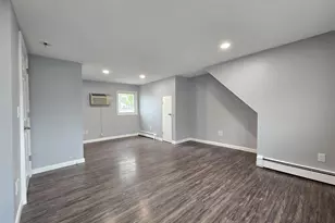 40 Aster Ave, Holtsville, NY 11742 - Photo 9