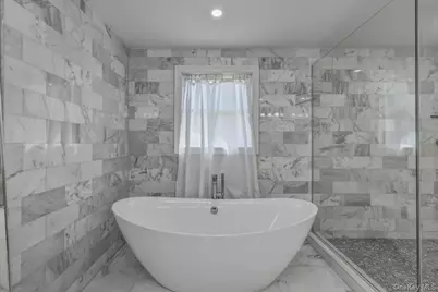 1189 Terry Road, Ronkonkoma, NY 11779 - Photo 17