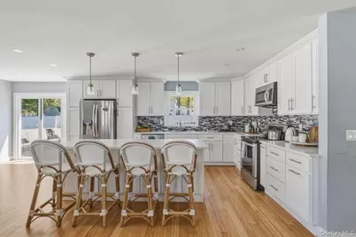 1189 Terry Road, Ronkonkoma, NY 11779 - Photo 9