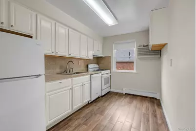 1870 Hering Avenue, Bronx, NY 10461 - Photo 11