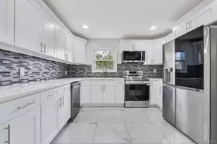 51 Morning Dr, Centereach, NY 11720 - Photo 7
