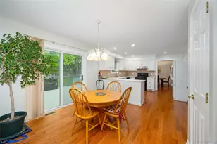 11 Trotter Ln, Poughkeepsie, NY 12603 - Photo 5
