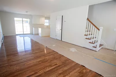 33 Dressel, Mastic, NY 11950 - Photo 11