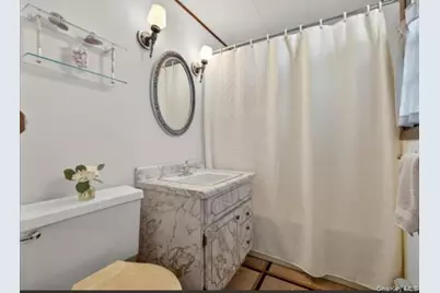 372 N Hickory Street, Massapequa, NY 11758 - Photo 19