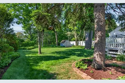 372 N Hickory Street, Massapequa, NY 11758 - Photo 23