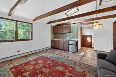 372 N Hickory Street, Massapequa, NY 11758 - Photo 17