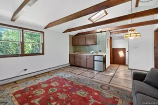 372 N Hickory St, Massapequa, NY 11758 - Photo 17