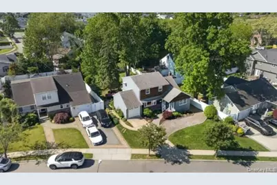 372 N Hickory Street, Massapequa, NY 11758 - Photo 25