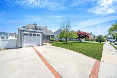 16 Hapsburg Place, Hempstead, NY 11550 - Photo 1