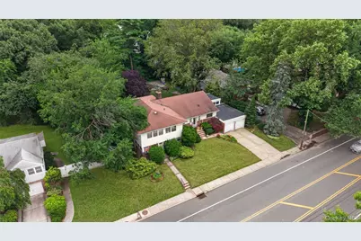445 Nassau Boulevard, West Hempstead, NY 11552 - Photo 19