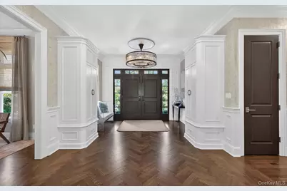 32 Elm Street, Woodbury, NY 11797 - Photo 3