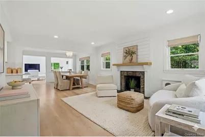 45 Locust Place, Manhasset, NY 11030 - Photo 5