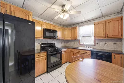 66-71 70th Street, Middle Village, NY 11379 - Photo 9